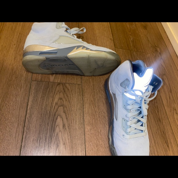 Air Jordan 4 Women’s - Picture 4 of 4